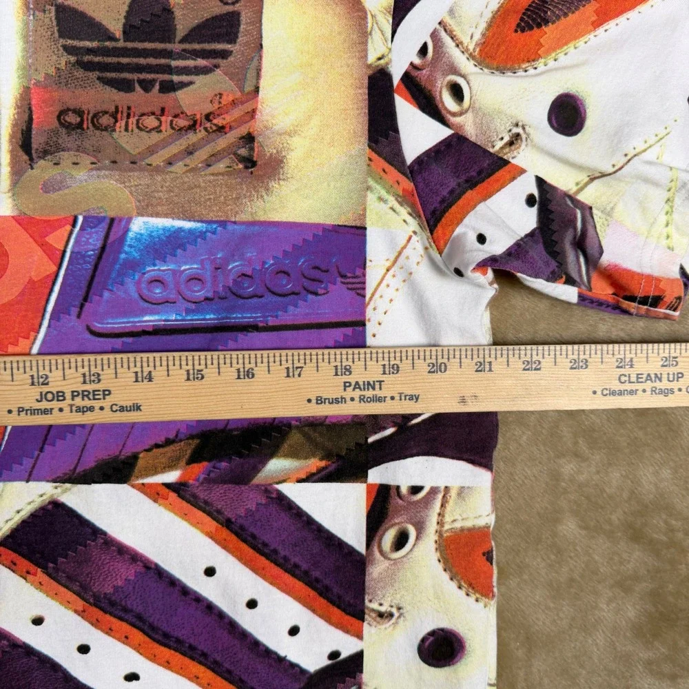 Adidas Originals Mens Years of Soles Sneaker Photo Print Graphic T-Shirt Large